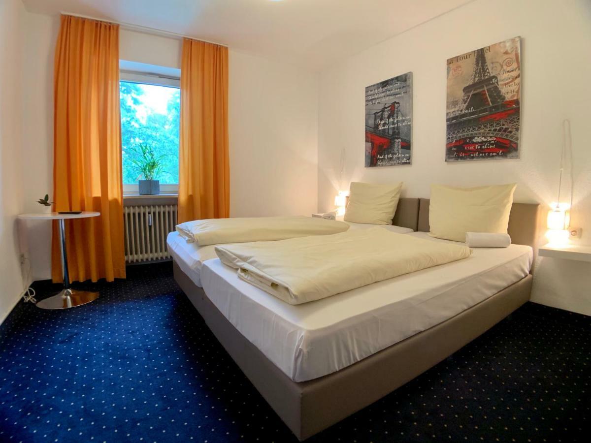 Pension Constantin Erding Exteriör bild